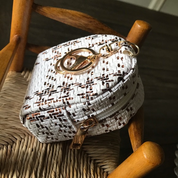 Mini Back Pack - Picture 3 of 10